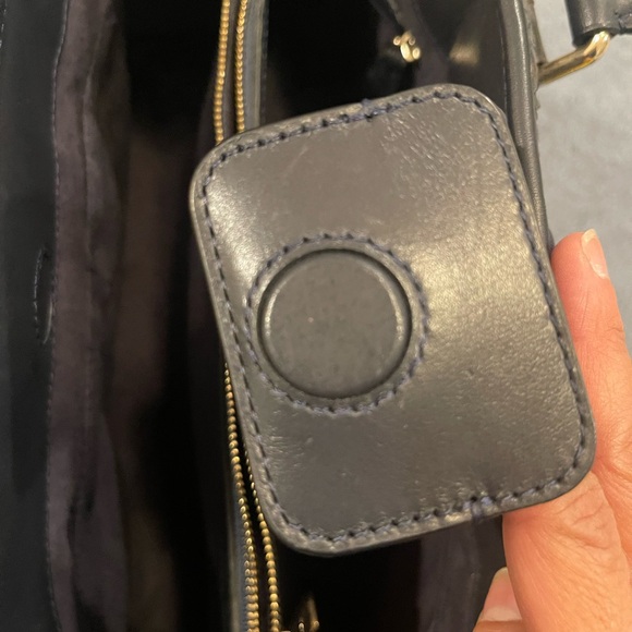 Coach quilted dark blue purse - Picture 9 of 14